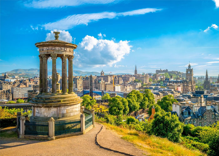 Business Class Flights to Edinburgh